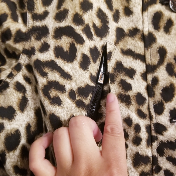 🐆 MICHAEL KORS Animal Print Rain/Wind Jacket - Picture 3 of 8